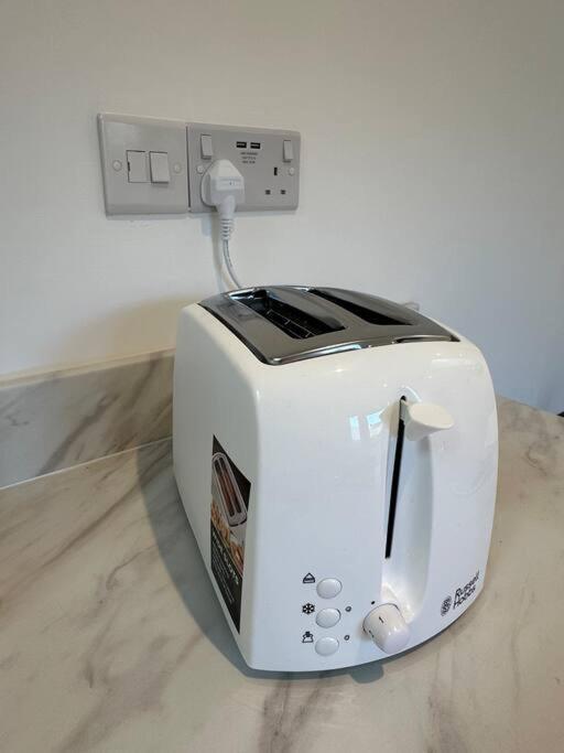Whitsun Studio - Brand New Listing! Bristol Esterno foto
